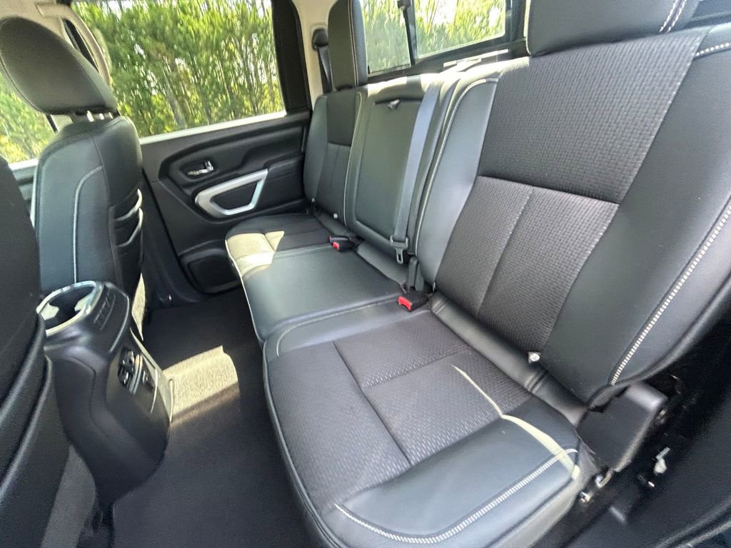Used 2017 Nissan Titan PRO-4X image 19