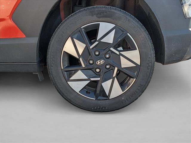 Used 2024 Hyundai Kona SEL FWD image 14