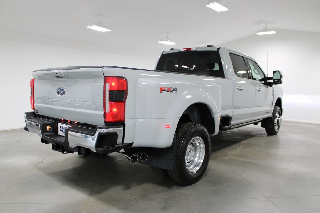 New 2026 Ford F350 Lariat AWD/4WD image 11