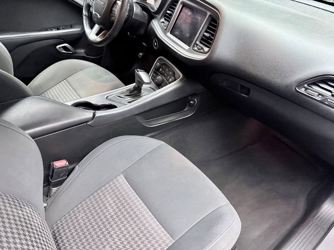 Used 2019 Dodge Challenger R/T Scat Pack RWD image 11