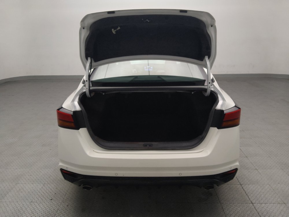 Used 2024 Nissan Altima 2.5 SR FWD image 29