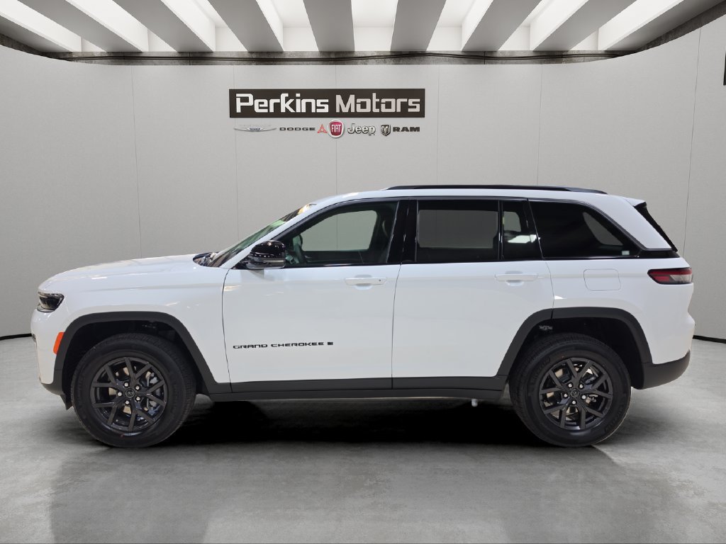 New 2027 Jeep Grand Cherokee 4WD image 2