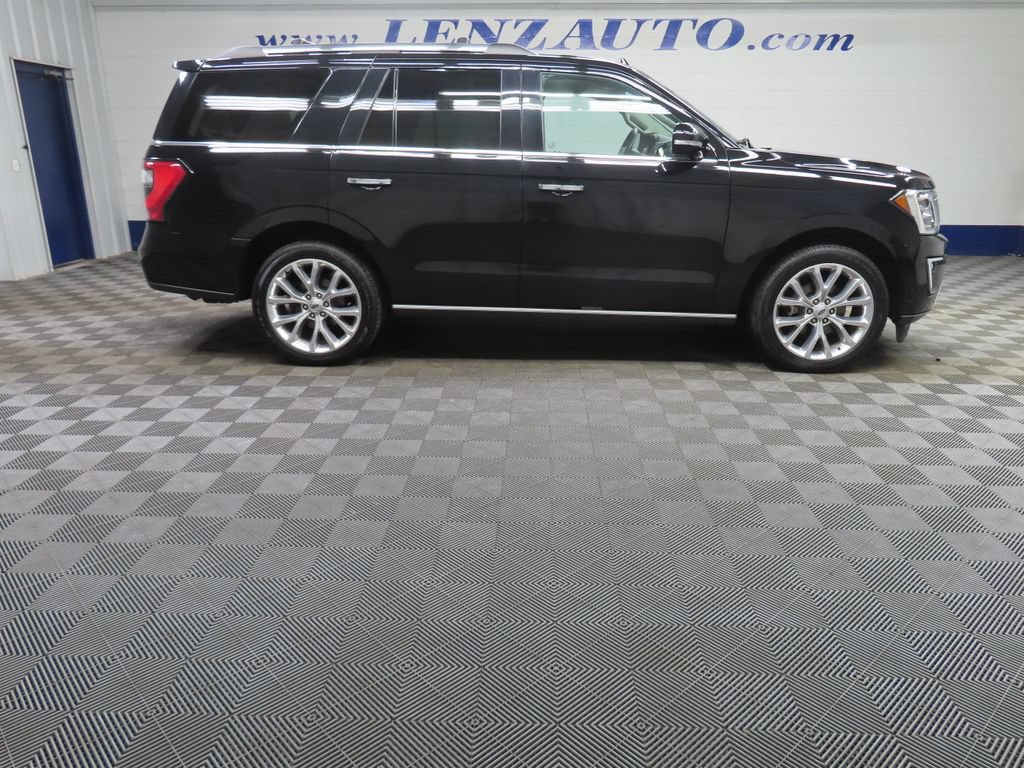 Used 2019 Ford Expedition Limited w/ Equipment Group 302A AWD/4WD image 2