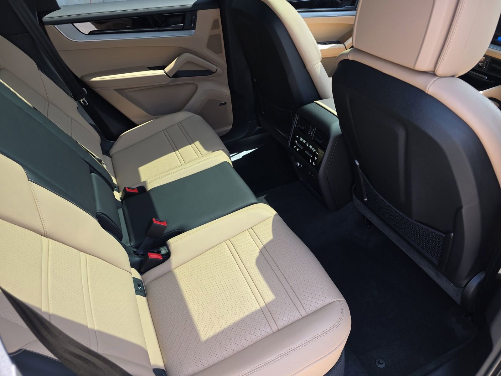 New 2026 Porsche Cayenne AWD/4WD image 21