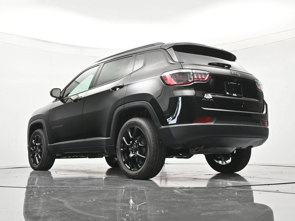 New 2026 Jeep Compass Latitude AWD/4WD image 42