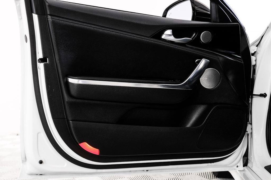 Used 2022 Kia Stinger GT-Line w/ Sun & Sound Package image 46