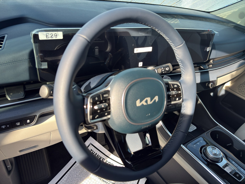 New 2026 Kia Carnival EX image 12