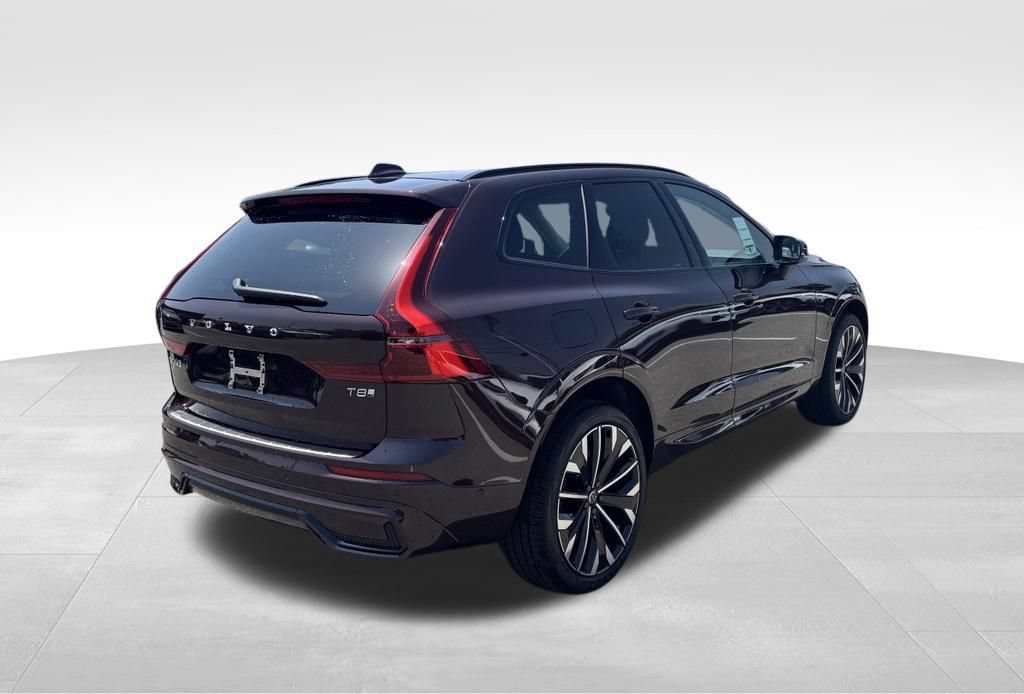 New 2026 Volvo XC60 T8 Ultra w/ Protection Package Premier AWD/4WD image 5