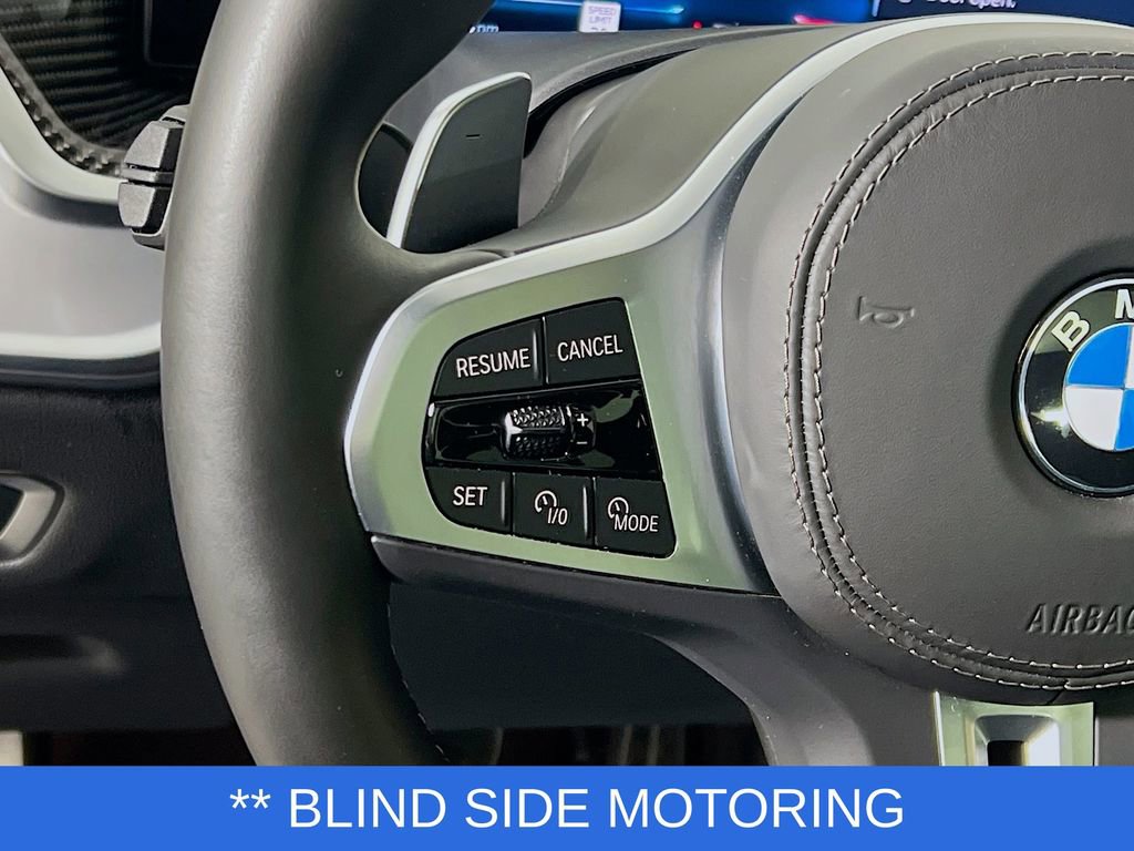 Used 2025 BMW X7 M60i w/ Executive Package image 11