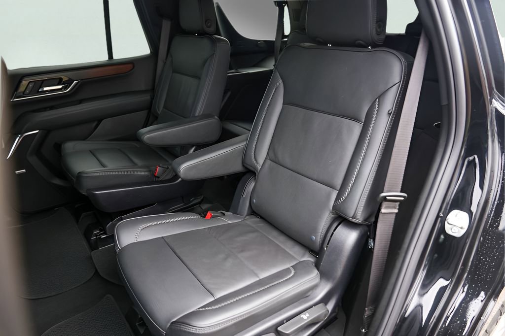 Certified 2025 GMC Yukon Denali image 26