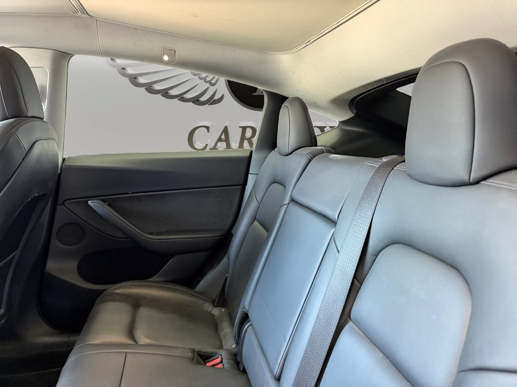 Used 2020 Tesla Model Y Long Range AWD/4WD image 13