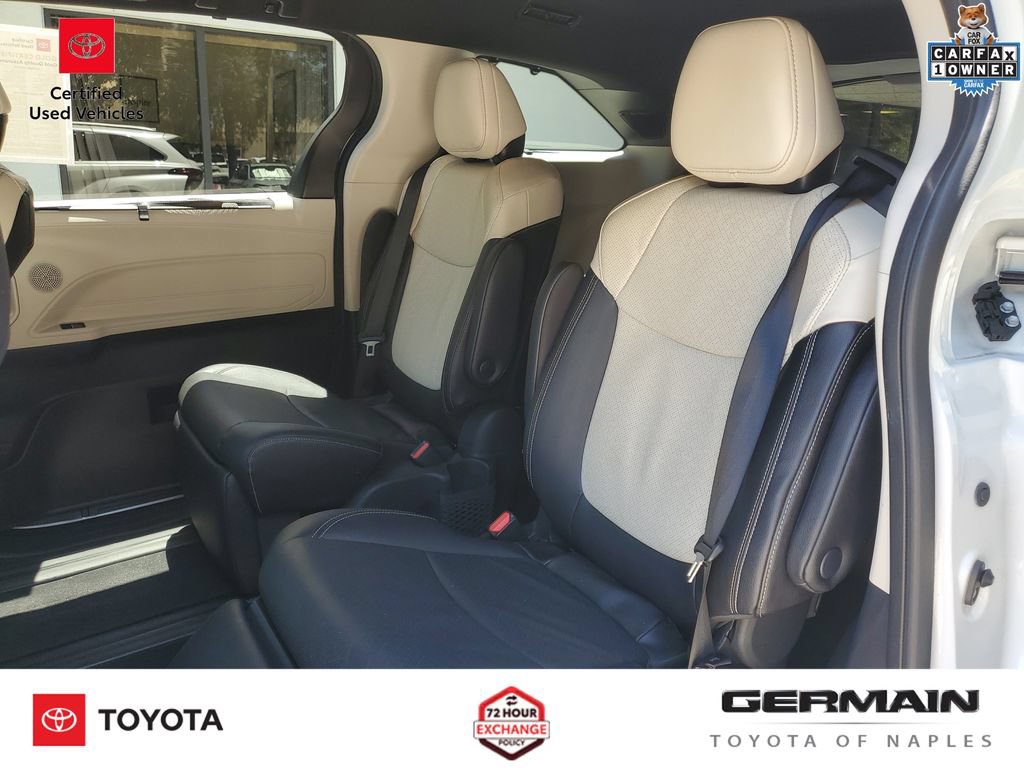 Certified 2025 Toyota Sienna Limited FWD image 22