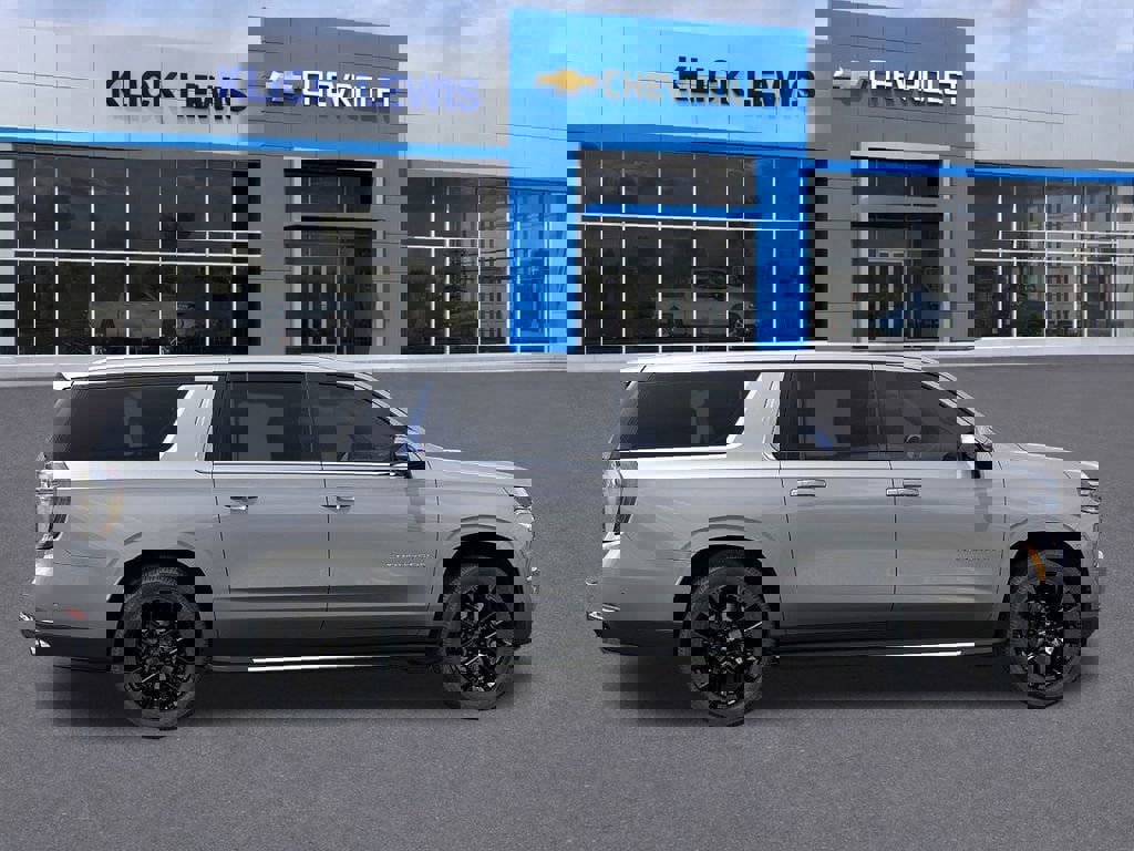 New 2026 Chevrolet Suburban Premier w/ Sun And Tow Package image 5