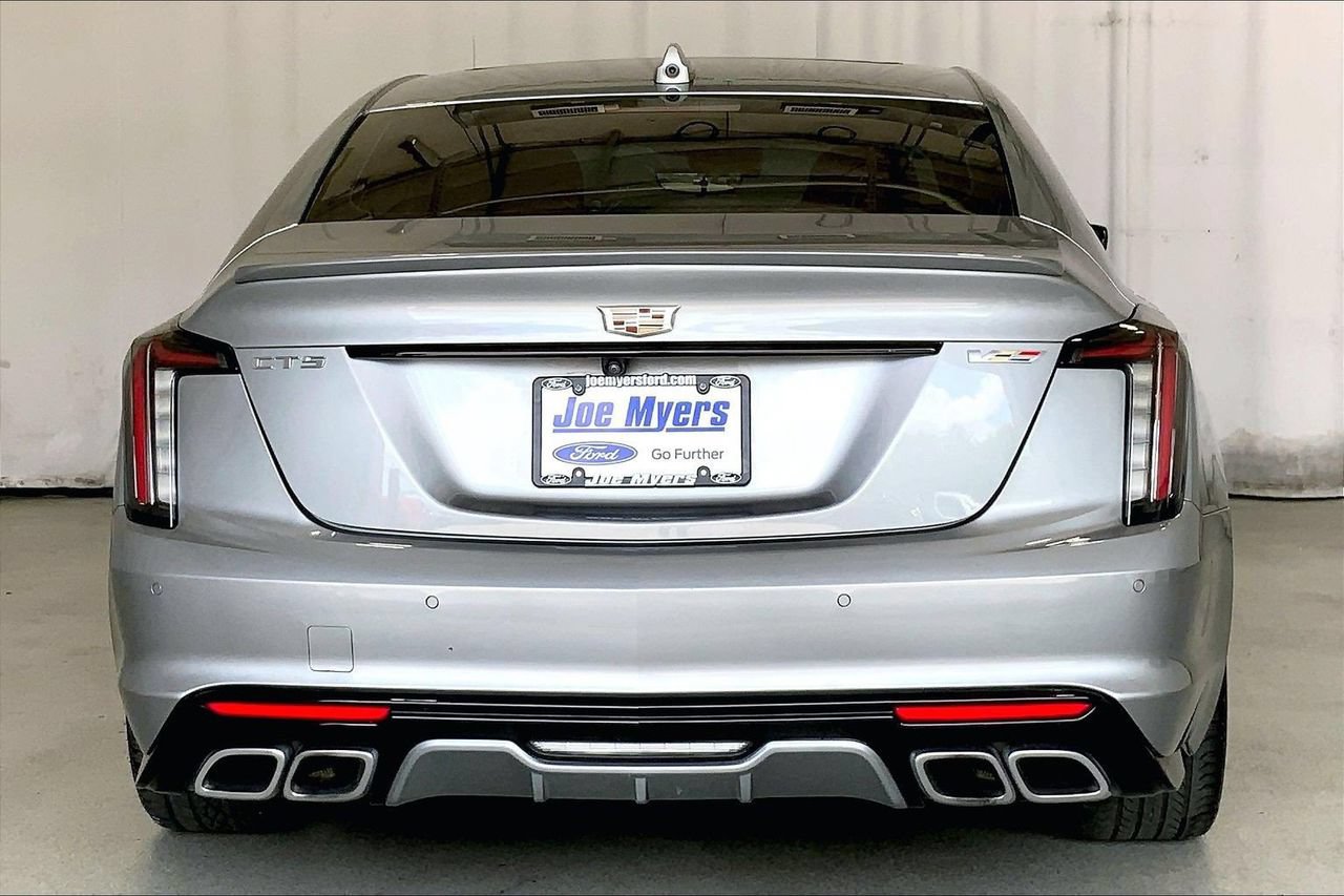 Used 2023 Cadillac CT5 V w/ Premium Package RWD image 3