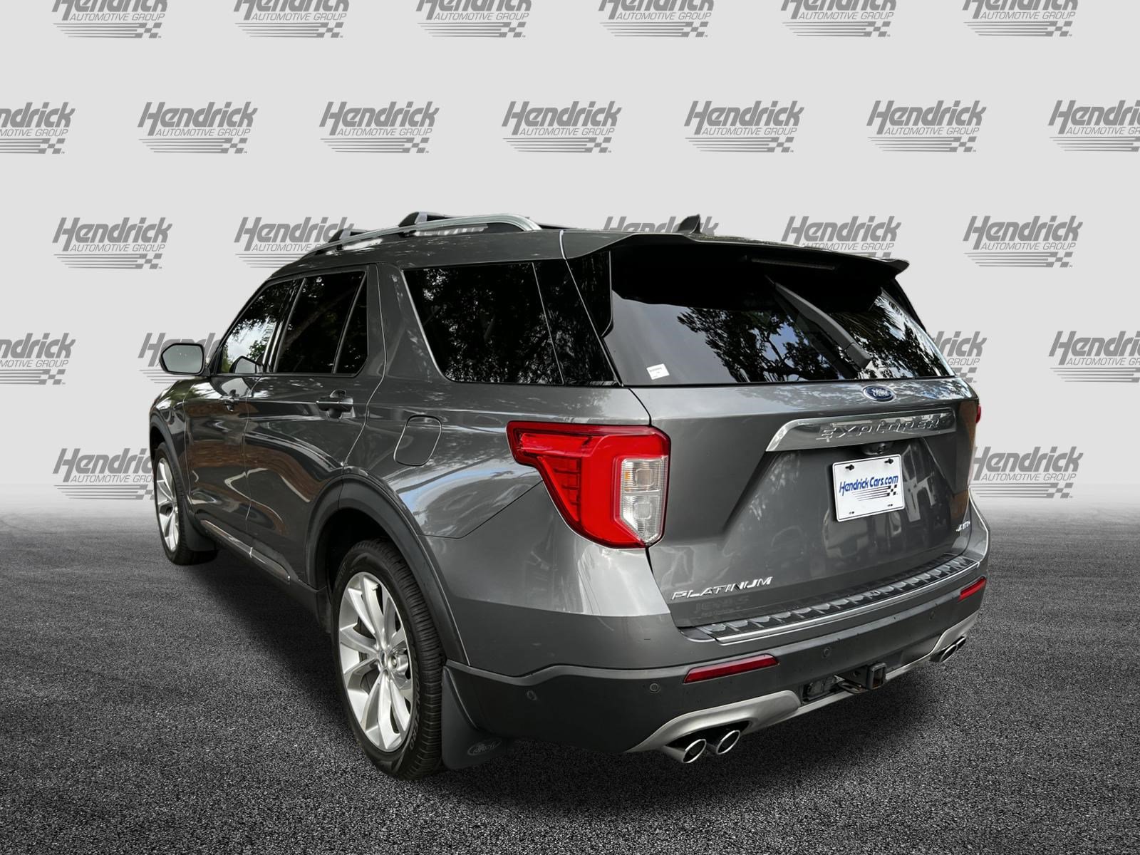 Used 2021 Ford Explorer Platinum w/ Equipment Group 601A AWD/4WD image 7