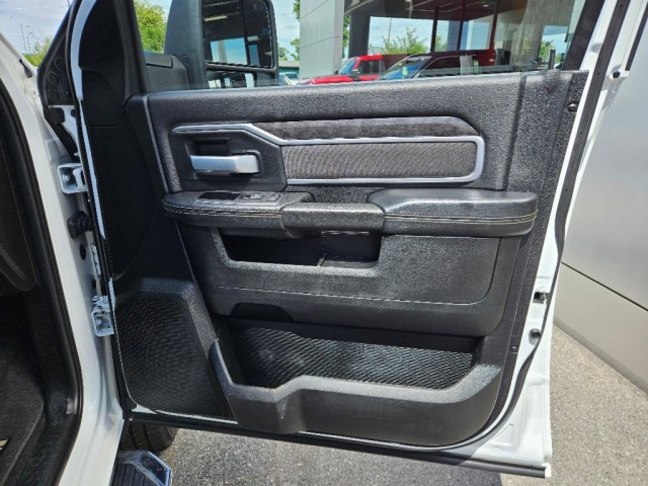 Used 2024 RAM 2500 Big Horn image 14