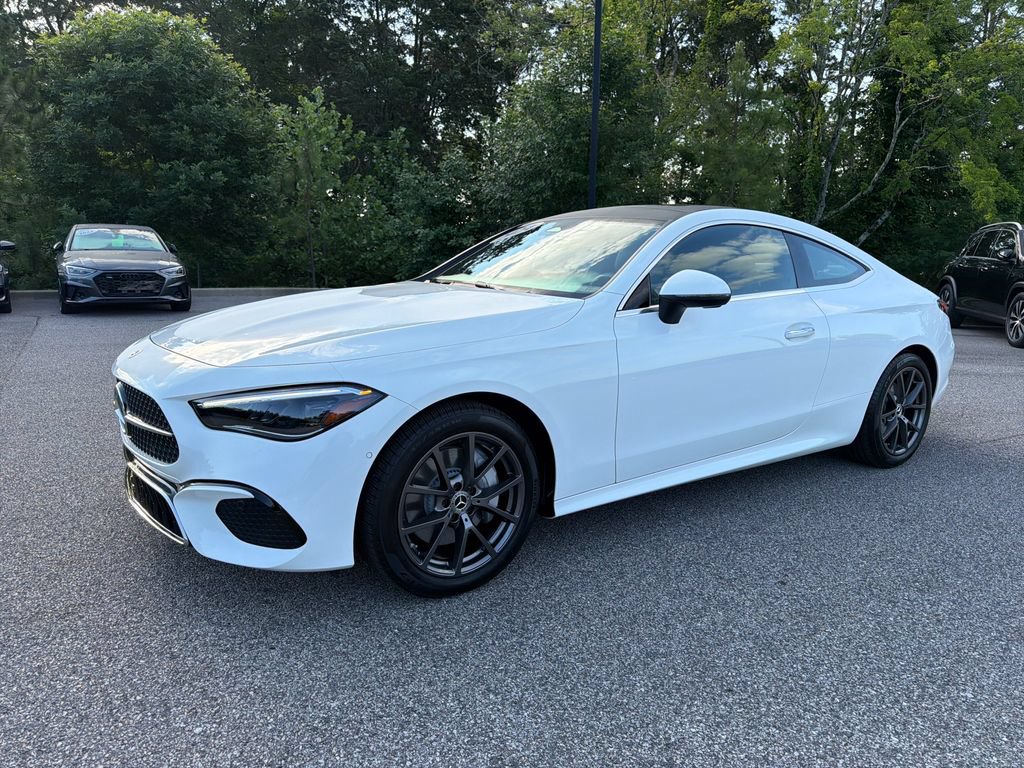 Used 2024 Mercedes-Benz CLE 300 4MATIC Coupe image 5