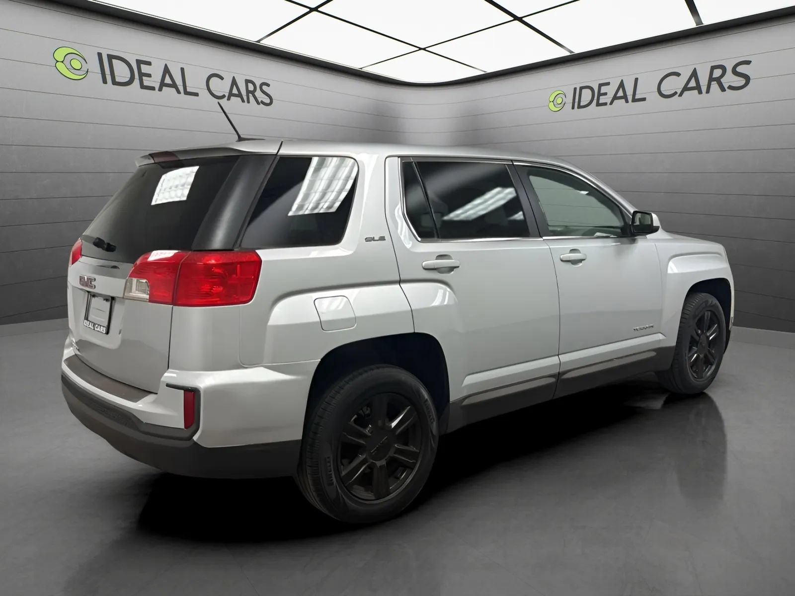 Used 2016 GMC Terrain SLE FWD image 5