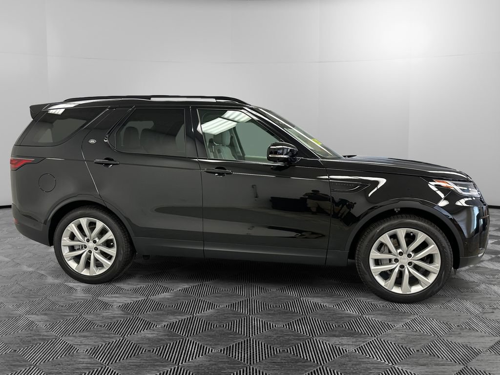 New 2026 Land Rover Discovery S AWD/4WD image 6