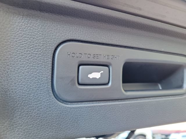 Used 2025 Honda Pilot EX-L image 9
