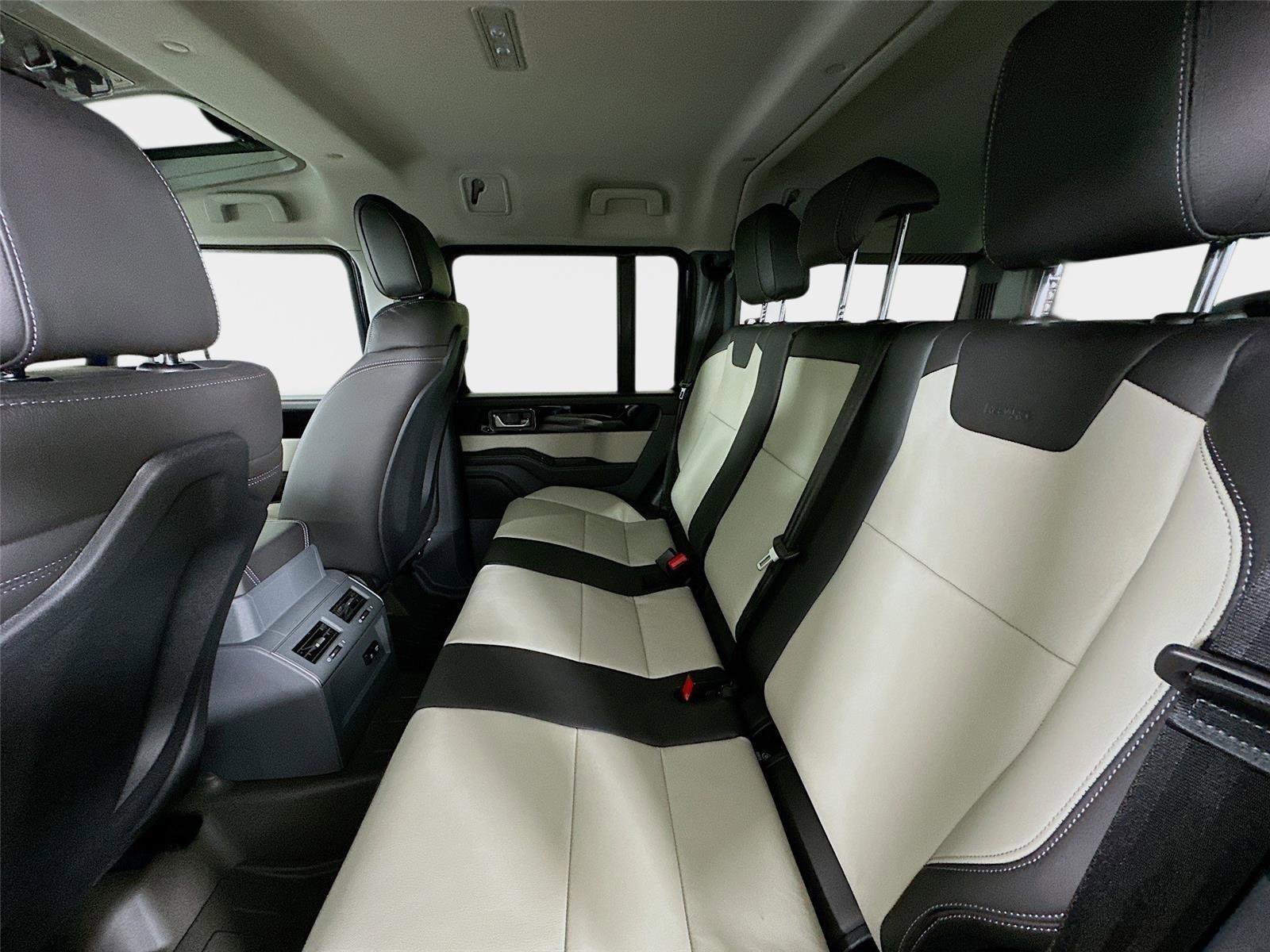 New 2025 INEOS Grenadier Fieldmaster Edition image 39