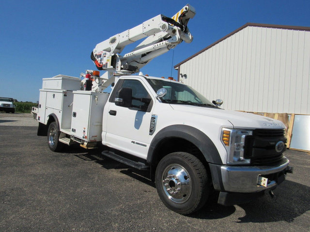 Used 2019 Ford F550 4x4 Regular Cab Super Duty image 9