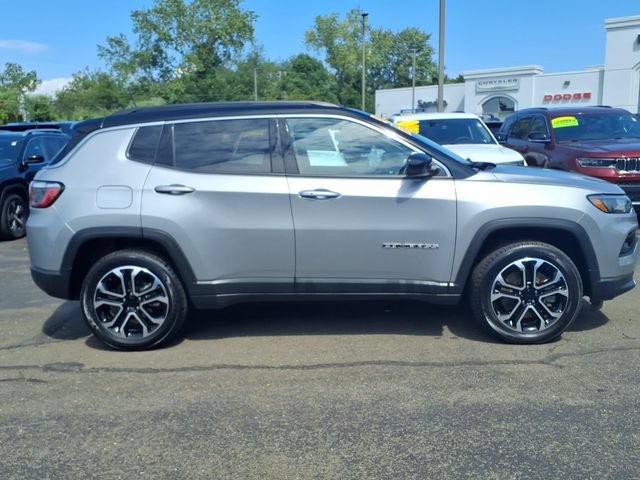 Certified 2023 Jeep Compass Limited w/ Sun and Sound Group AWD/4WD image 4