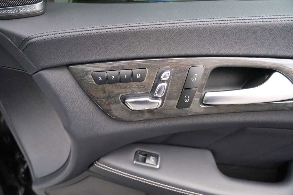 Used 2018 Mercedes-Benz CLS 550 4MATIC image 36