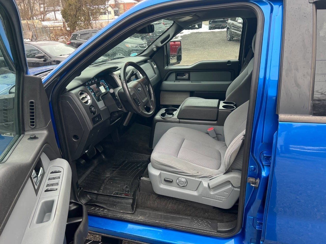 Used 2013 Ford F150 XLT w/ Luxury Equipment Group image 10