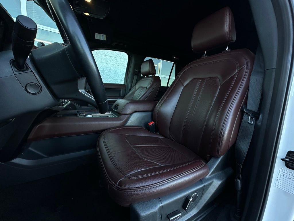 Used 2024 Ford Expedition Max Limited image 5