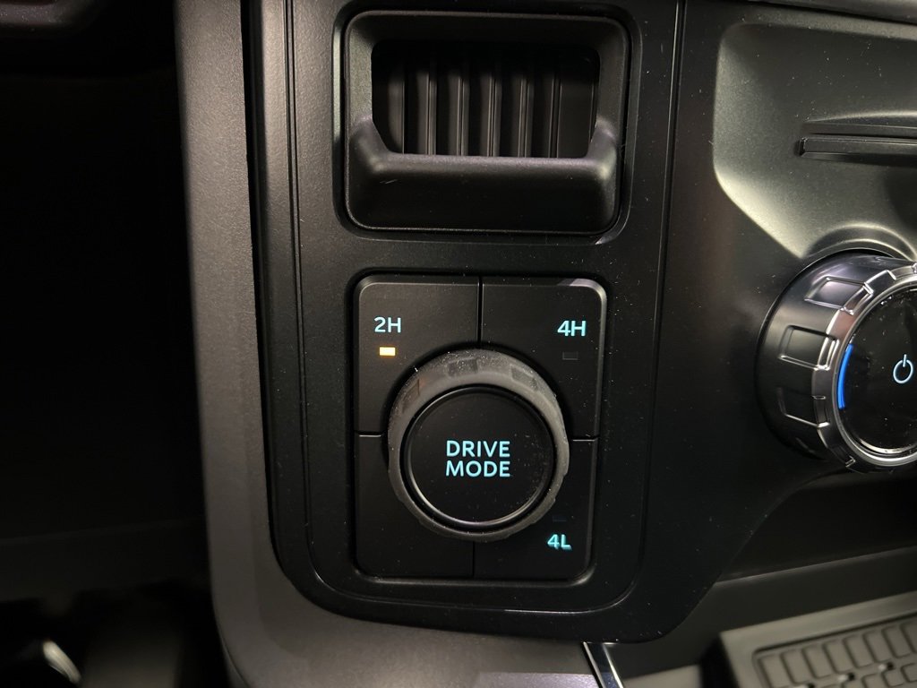 New 2025 Ford F150 XLT w/ Equipment Group 303A High image 18