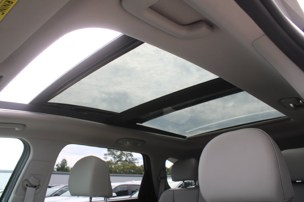 Certified 2023 Kia Sorento EX w/ Panoramic Sunroof Package FWD image 60