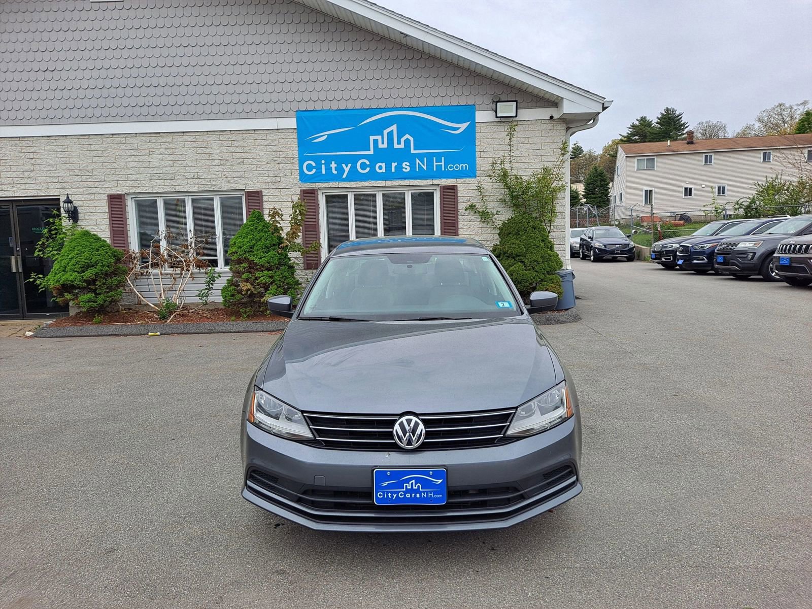 Used 2017 Volkswagen Jetta S w/ Jetta S Cold Weather Package FWD image 3