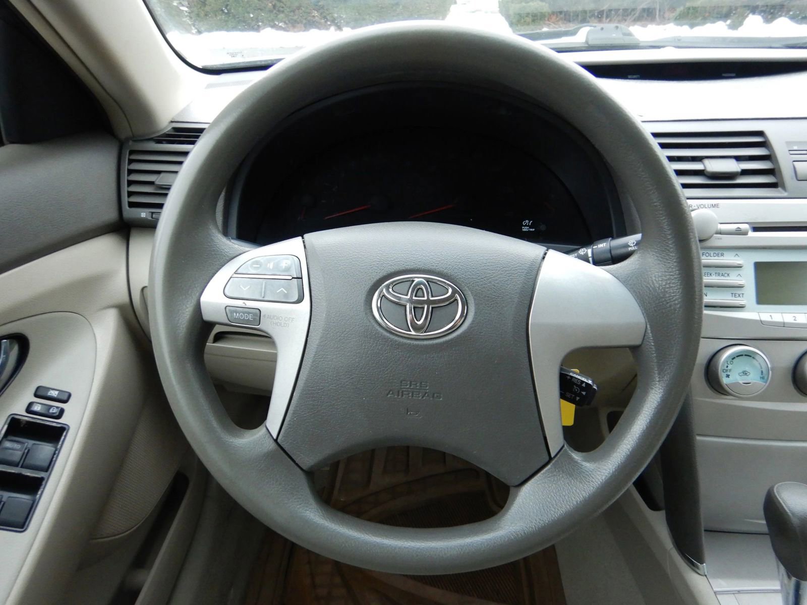 Used 2009 Toyota Camry LE FWD image 13