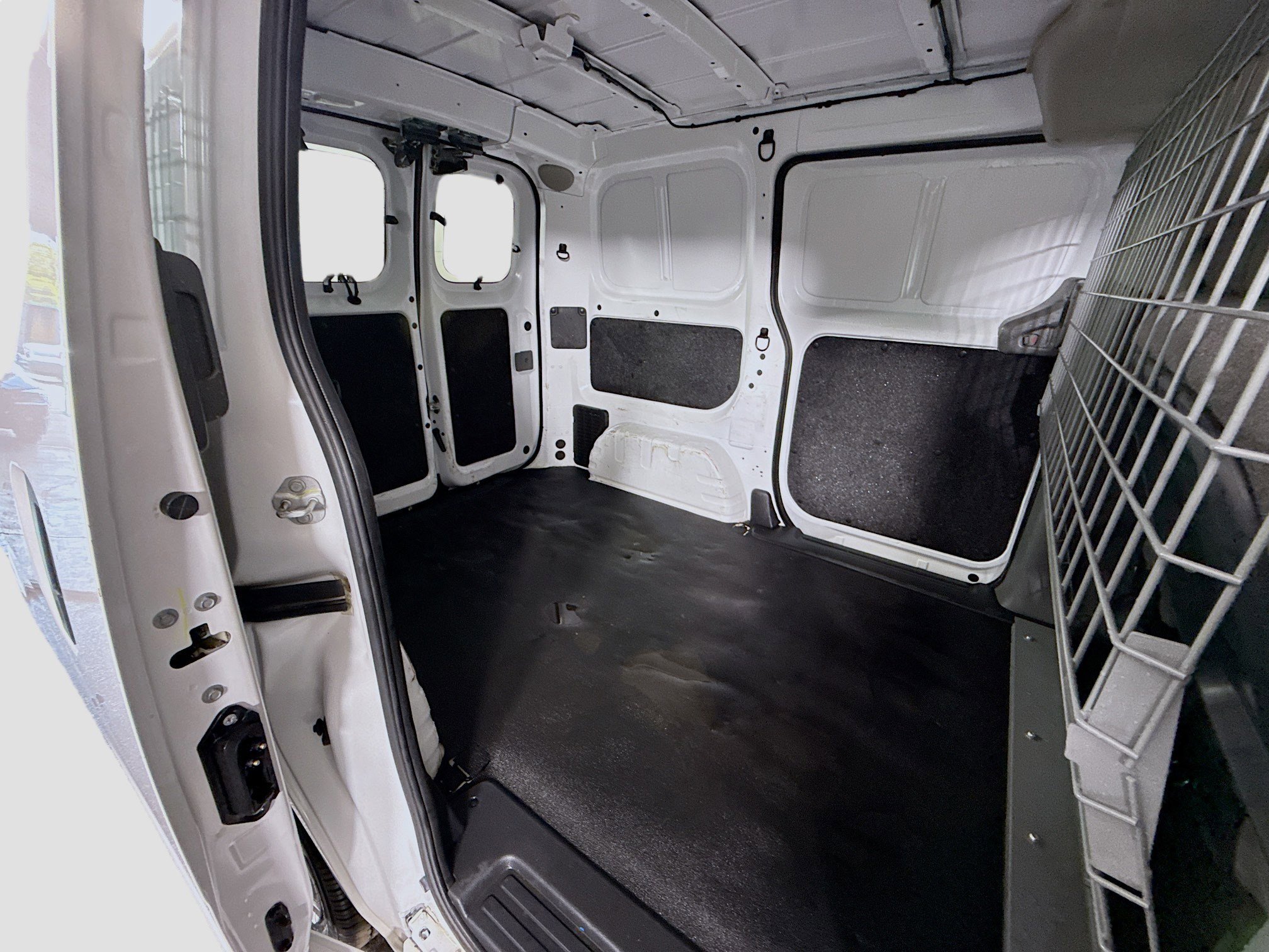 Used 2021 Nissan NV200 SV w/ Sliding Door Glass Package image 24