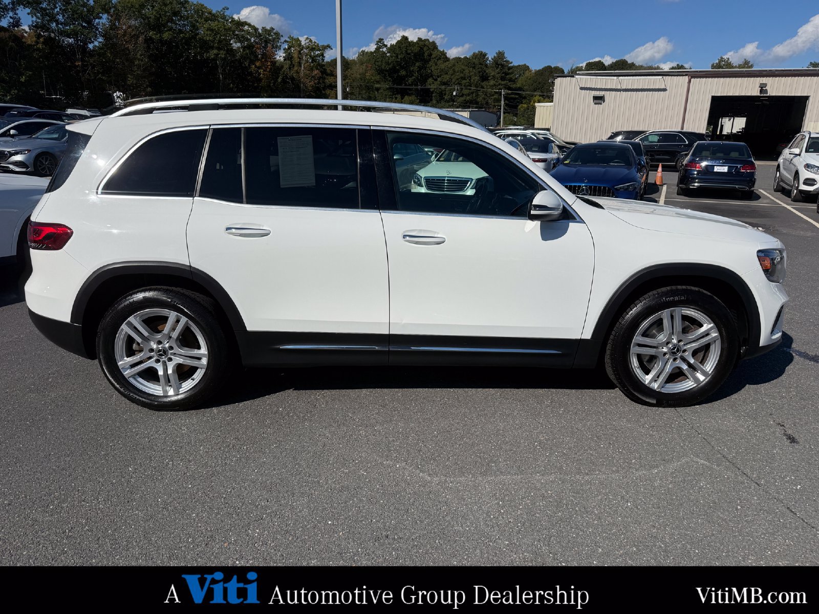 Used 2020 Mercedes-Benz GLB 250 4MATIC image 9