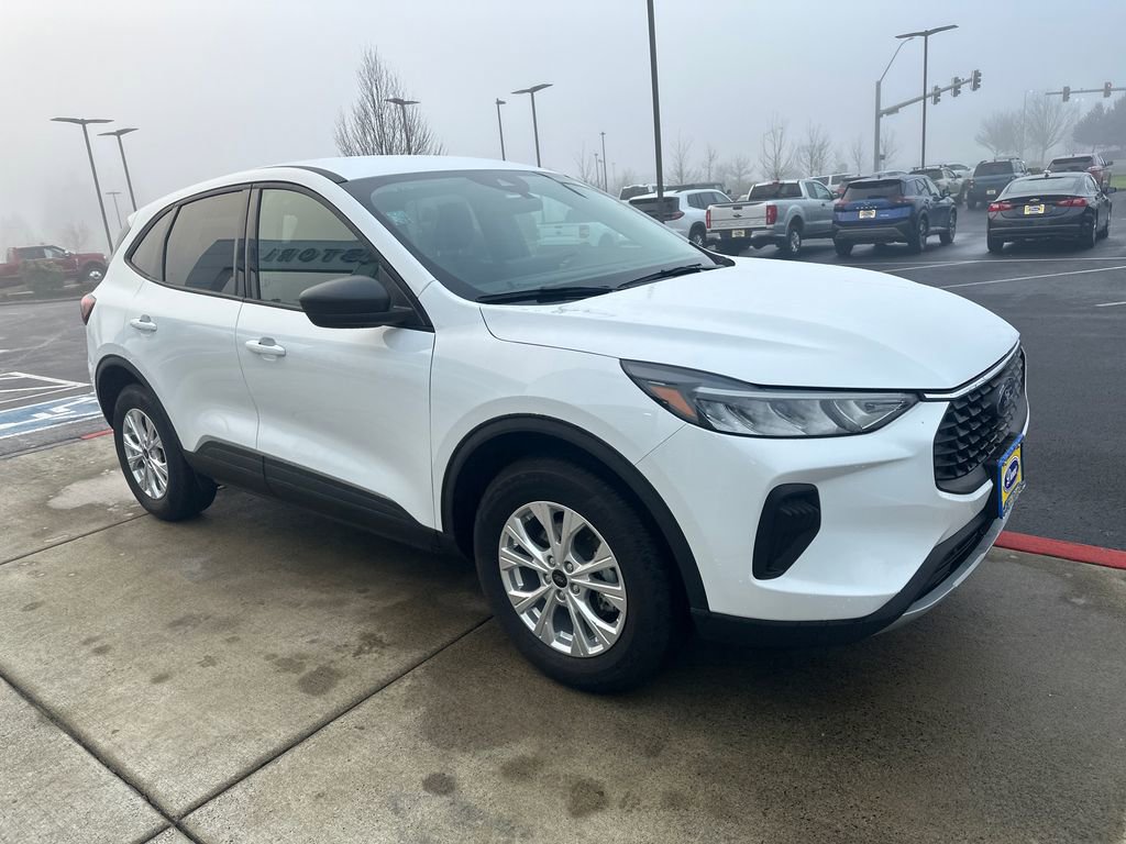 Used 2025 Ford Escape Active w/ Tech Pack #1 image 6