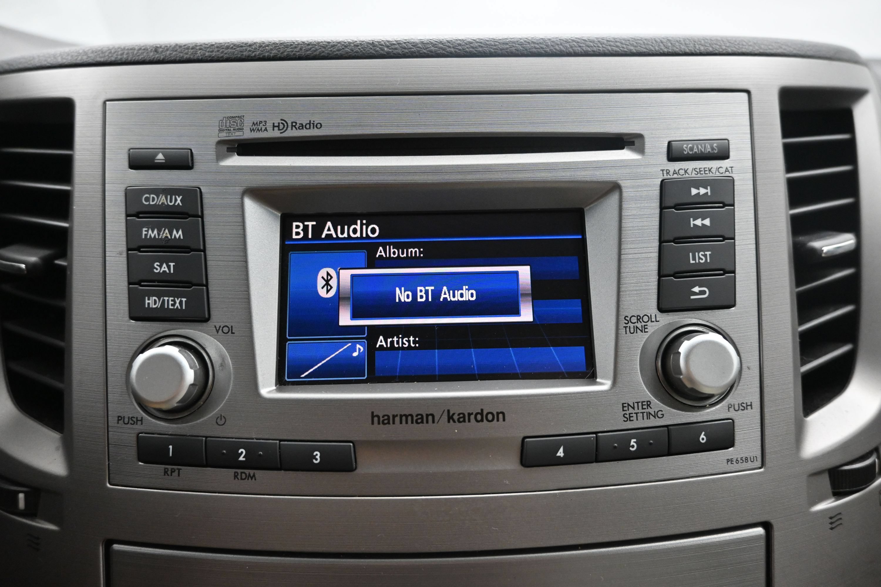 Used 2013 Subaru Outback 2.5i Limited w/ Moonroof Pkg AWD/4WD image 15