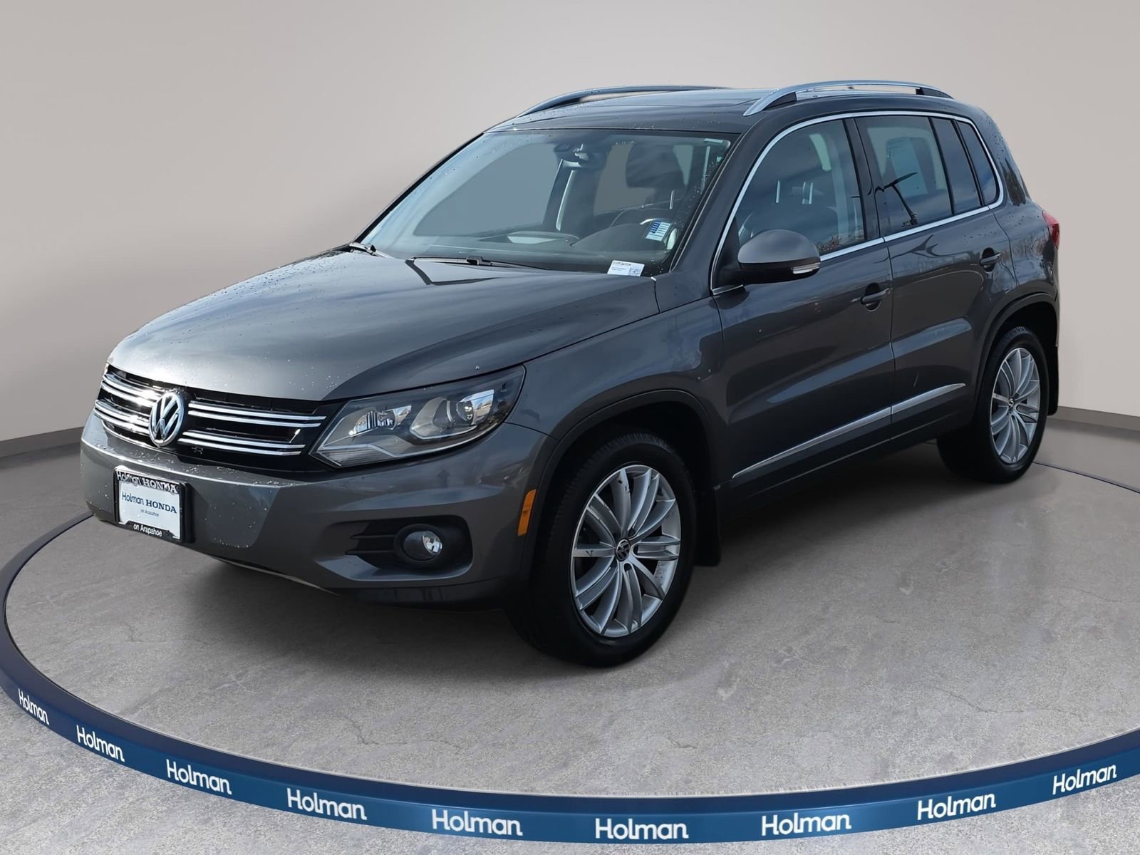 Used 2016 Volkswagen Tiguan SE