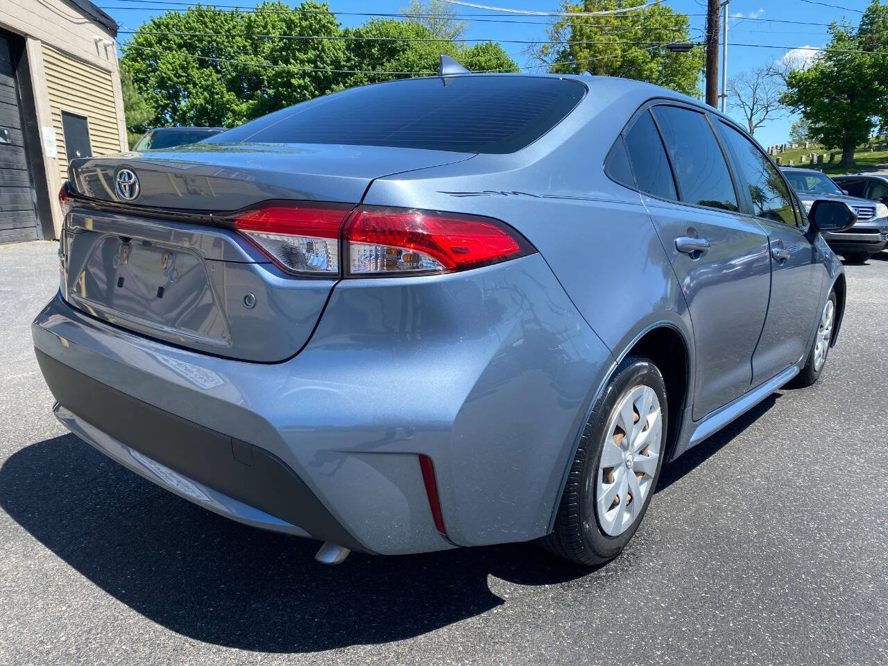 Used 2020 Toyota Corolla L FWD image 3