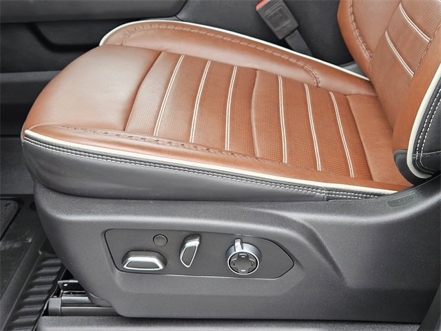 Used 2025 GMC Sierra 1500 Denali Ultimate image 24