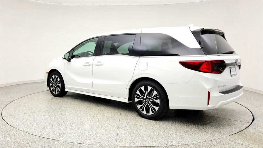 Used 2026 Honda Odyssey Elite image 7