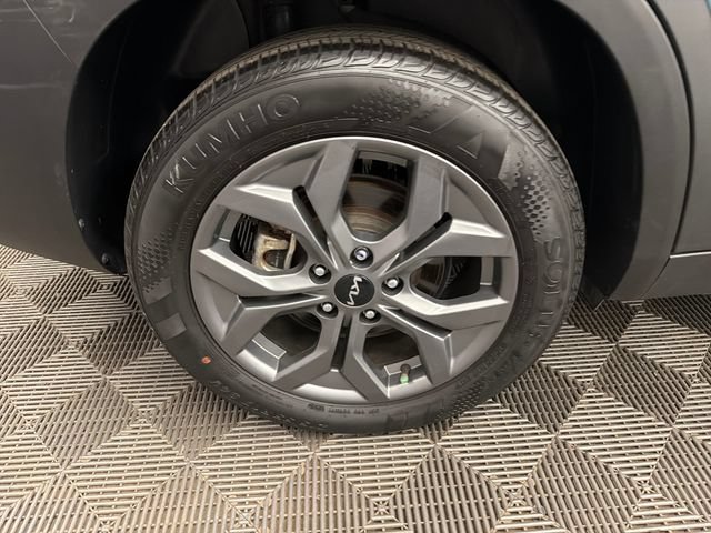 Certified 2024 Kia Seltos S AWD/4WD image 30