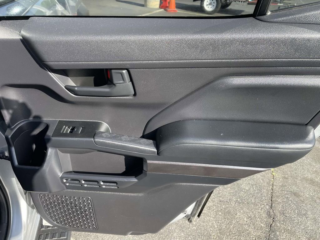 Used 2025 Toyota 4Runner SR5 image 43