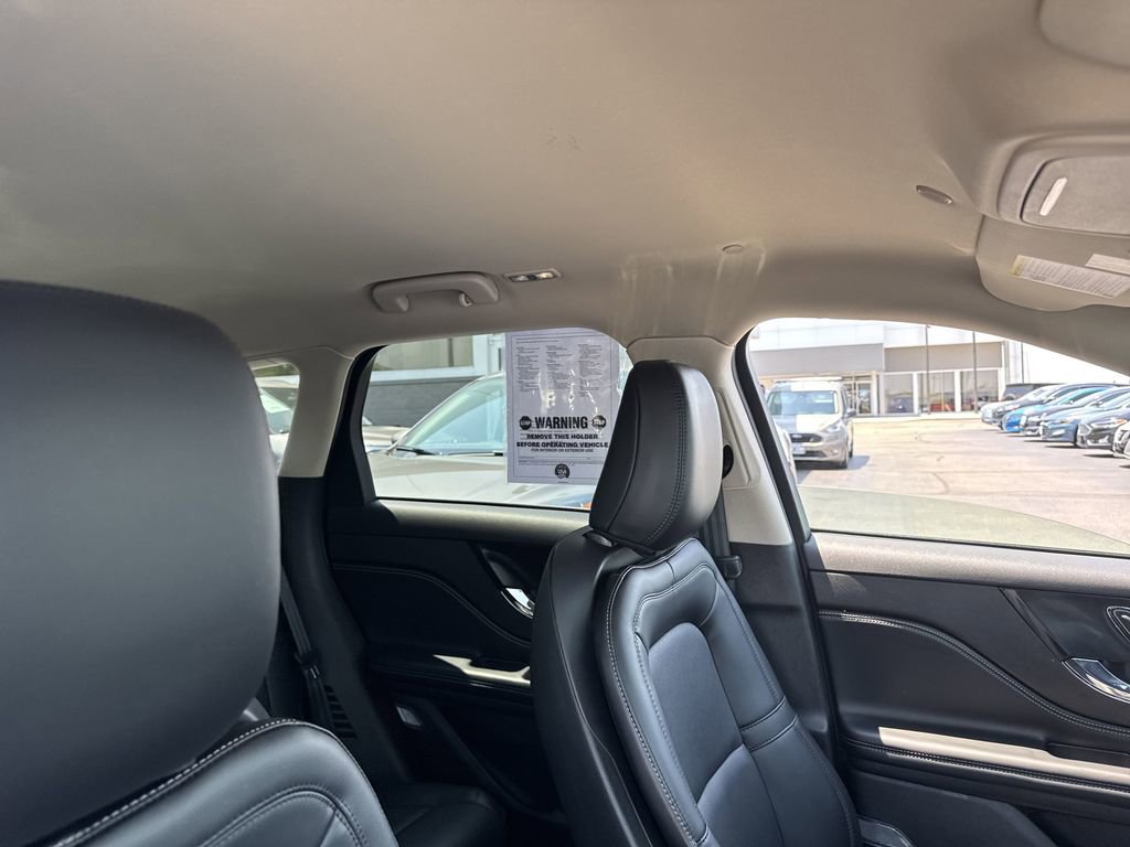 Certified 2023 Lincoln Corsair Reserve w/ Jet Appearance Package image 15