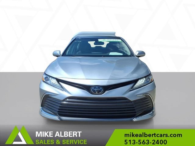 Used 2023 Toyota Camry XLE FWD image 2