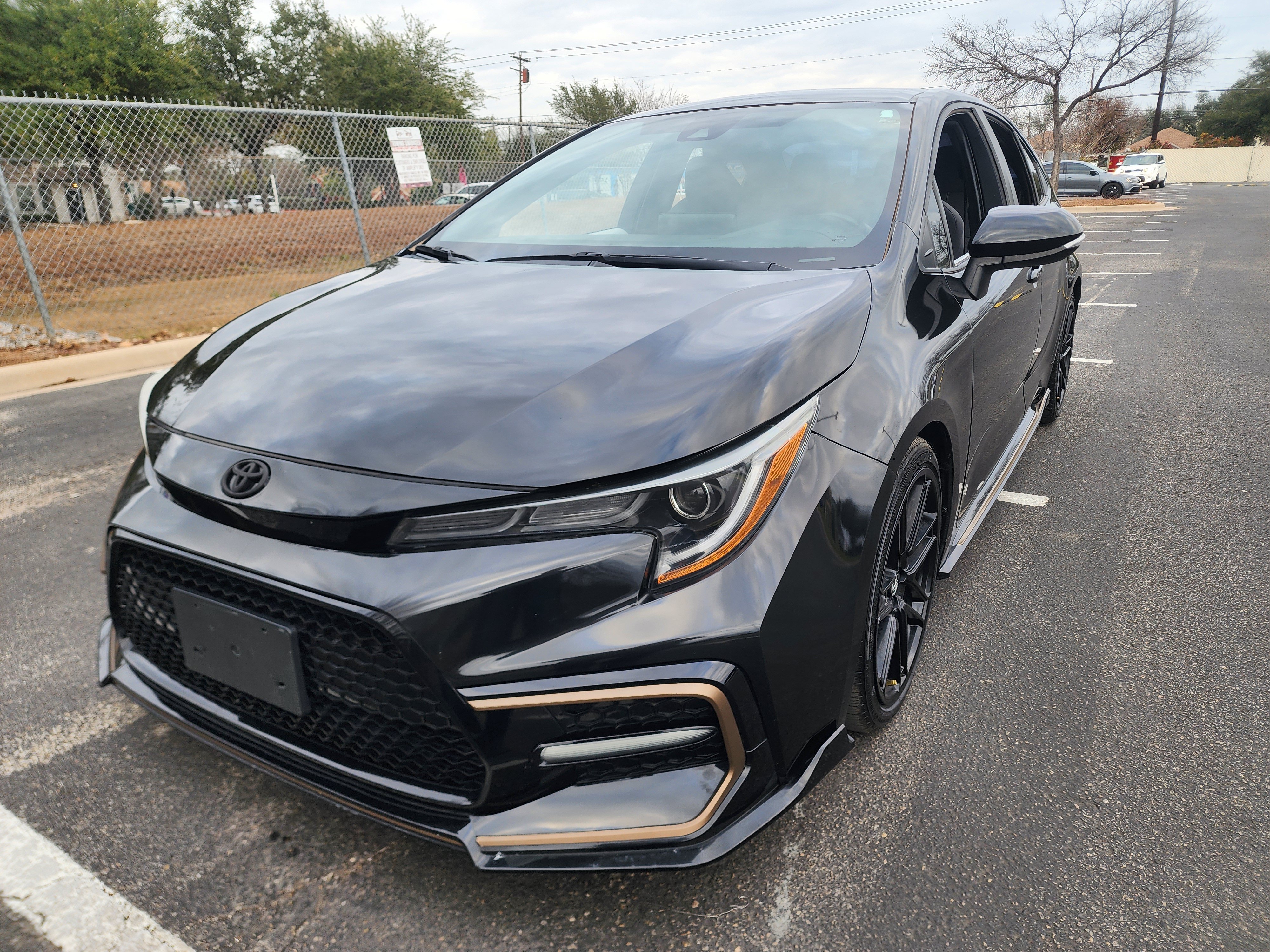Used 2022 Toyota Corolla SE FWD image 3