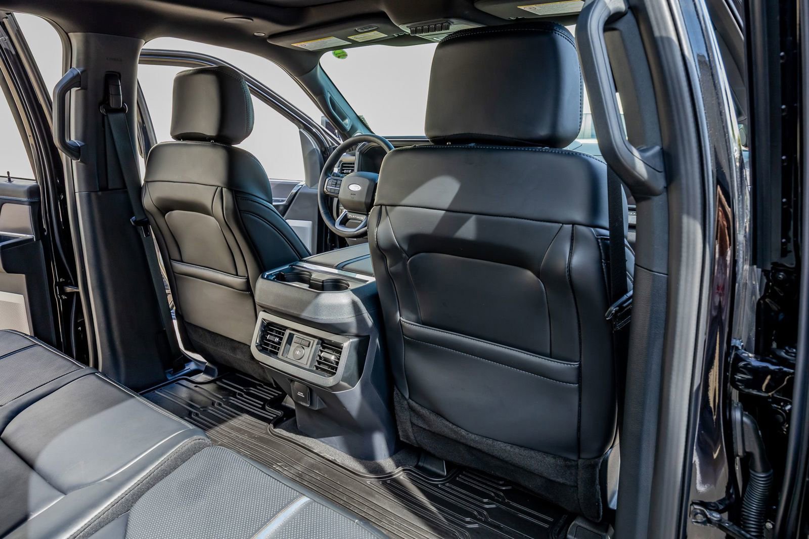 Used 2026 Ford F350 Platinum image 31