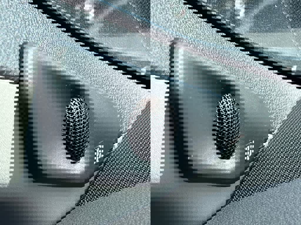 New 2026 Toyota Prius Plug-In Hybrid image 17