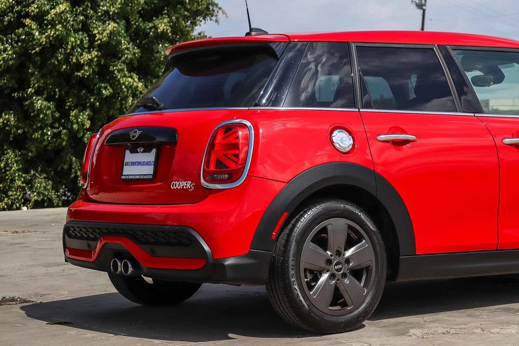 Used 2023 MINI Cooper S FWD image 12